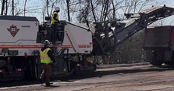 Asphalt parking lot milling and paving St Louis Mo